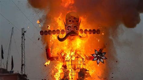 Dussehra 2023: Pimpri Gaon Prepares for Spectacular Ravan Dahan ...