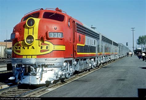 ATSF 330 Atchison, Topeka & Santa Fe (ATSF) EMD F7(A) at Lubbock, Texas by Joe McMillan | Train ...