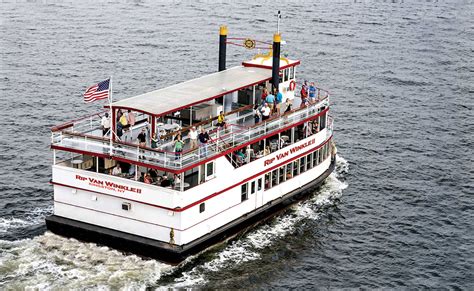 Hudson River Cruises | Sightseeing Boat Tours in Hudson Valley, NY