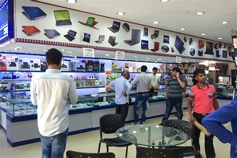 Nehru Place Computer Market: 5 Shop For All Your PC Needs | LBB, Delhi