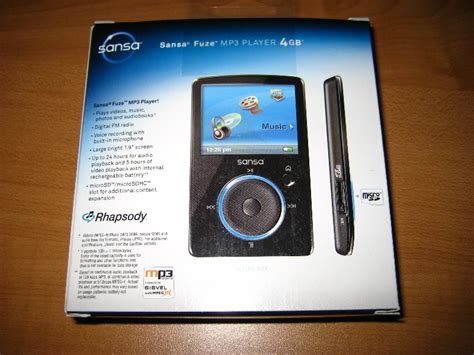 SanDisk-Sansa-Fuze-MP3-Player-Review-002