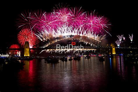 "NYE 2013 FIREWORKS | SYDNEY HARBOUR BRIDGE" by RedDash | Redbubble