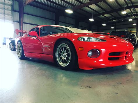 Dodge Viper Performance Packages at Serious HP