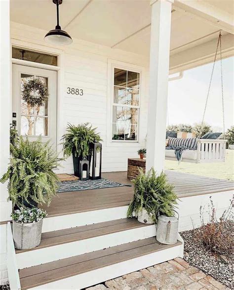 30 Gorgeous And Inviting Farmhouse Style Porch Decorating Ideas | House exterior, House with ...