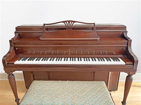 Steinway Hepplewhite Upright Piano | Mahogany – Park Avenue Pianos | Steinway Piano Reseller