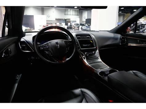 2018 Lincoln MKX: 88 Interior Photos | U.S. News