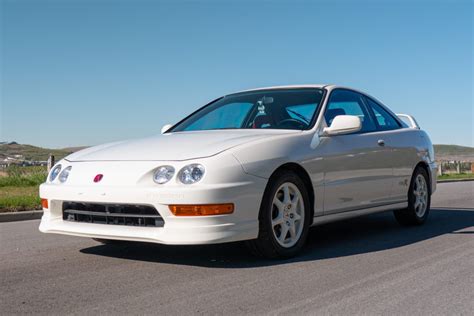 2001 Acura Integra Type R for sale on BaT Auctions - sold for $88,888 ...