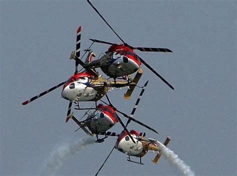 Helicopter stunt show | Aviation, Helicopter, Stunts