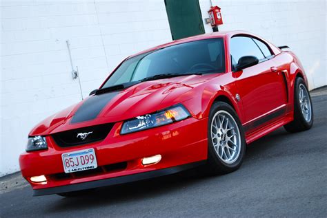 2004 Ford mustang mach 1 performance