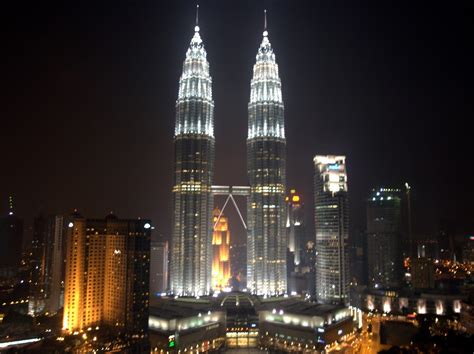 World Beautifull Places: Petronas Towers Malaysia Information And Nice ...