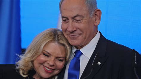 Israel: Sara Netanyahu rescued from angry protesters at hair salon ...