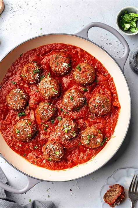 Vegan Meatballs with Marinara Sauce - Cupful of Kale