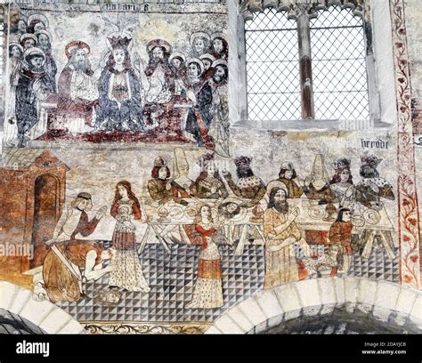 Church medieval wall paintings hi-res stock photography and images - Alamy