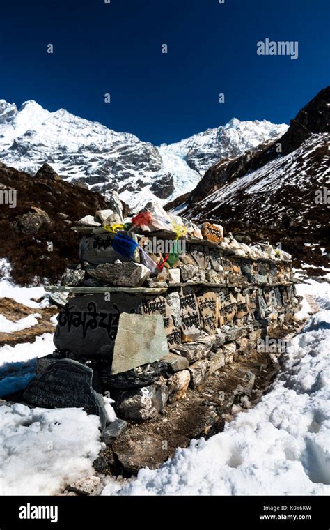 Mani Wall and Langtang Lirung, Langtang Valley, Rasuwa, Nepal Stock ...