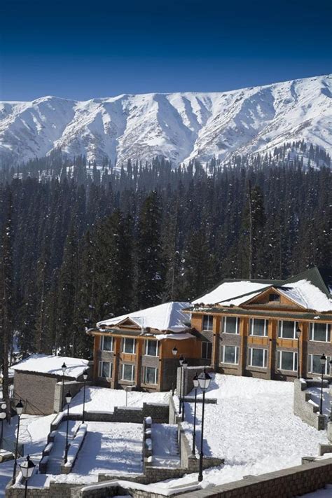 The Khyber Himalayan Resort & Spa,Gulmarg:Photos,Reviews,Deals