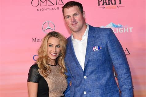 Jason Witten Wife: Who is Michelle Witten? How They Met + Kids | Fanbuzz