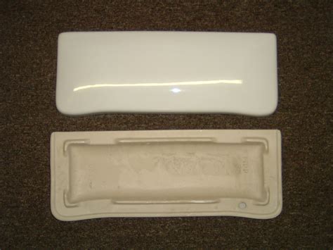 Replacement Toilet Tank Lid Mansfield - dismantle the toilet