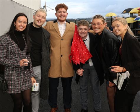 In Pictures: Racegoers flock to Mr Binman Limerick Christmas Racing Festival - Page 2 of 16 ...