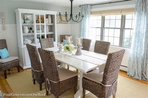 Coastal Dining Room Decorating Ideas