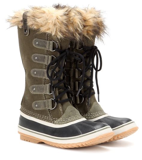 Sorel Joan Of Arctic Suede And Rubber Boots in Green - Save 23% | Lyst