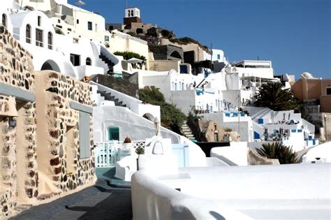 Honeymoon What to Do and See in Santorini Greece | Greece honeymoon, Greece vacation, Santorini ...