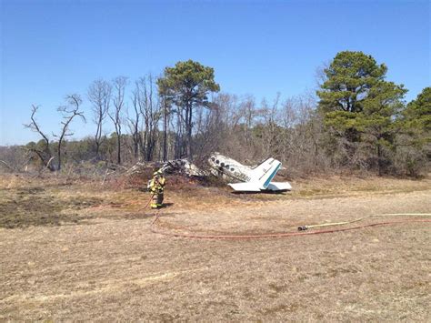 Kathryn's Report: Cessna 414 Chancellor, N37480: Accident occurred April 05, 2013 at Hammonton ...