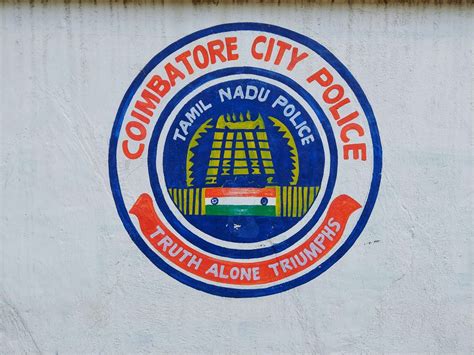 Wall paint of Tamil Nadu police badge - PixaHive