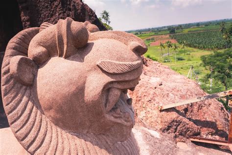 Visiting Undavalli Caves Near Vijayawada - Life and Its Experiments