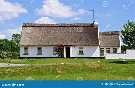 Photography Cottage, Rural Nature Ireland Stock Image - Image of ireland, building: 15265727