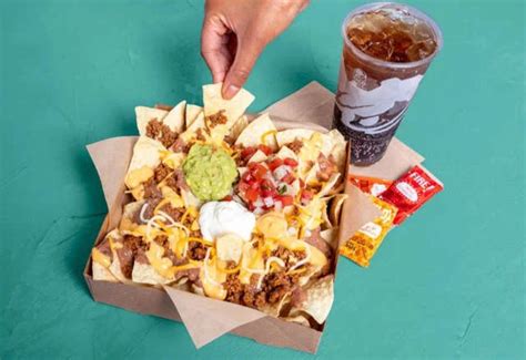 Taco Bell unleashes $5 Grande Nachos Box! : r/tacobell