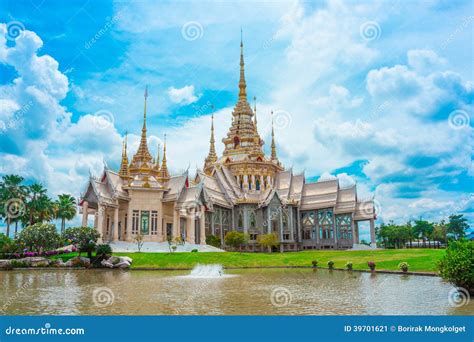 Thai Temple Landmark in Nakhon Ratchasima, Thailand Stock Image - Image of outdoor, building ...