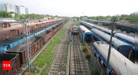 Tension at Madurai railway station over rail roko | Madurai News ...