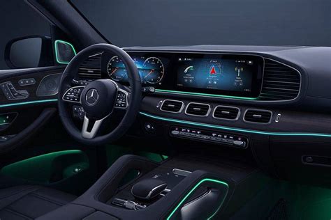 Mercedes Benz GLE-Class 2024 Images - View complete Interior-Exterior ...