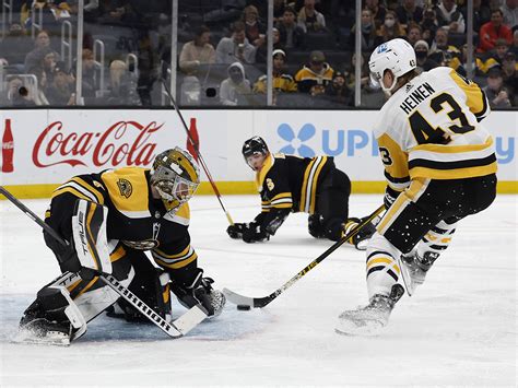 Highlights: Bruins fall to Penguins 4-2 at TD Garden