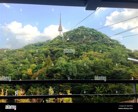 N seoul tower cable car hi-res stock photography and images - Alamy