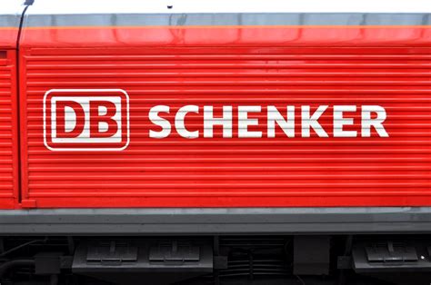 The DB Schenker logo, on 66185. | A photo of the DB Schenker… | Flickr