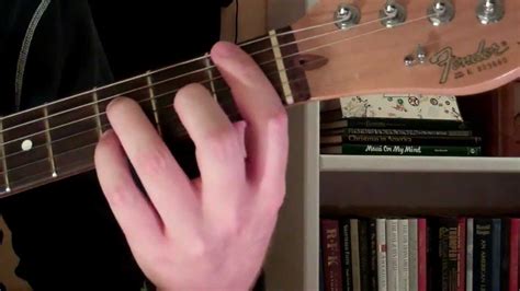 How To Play the Bb7 Chord On Guitar (B flat seventh) 7th - YouTube