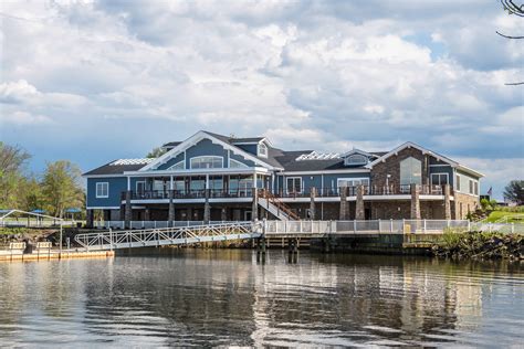 Boathouse at Mercer Lake - New Jersey Bride