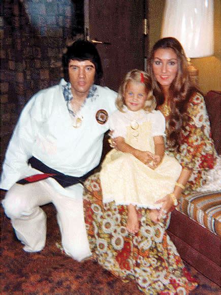 How Lisa Marie Presley, 9, Broke Elvis' Death to His Ex Linda Thompson