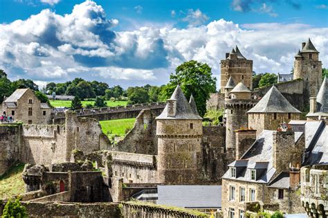 Fougeres Castle, Brittany, France jigsaw puzzle in Castles puzzles on ...