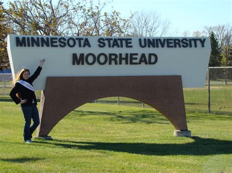 Brianna Drevlow: 10/16/2010 Minnesota State University-Moorhead ...