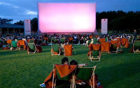 Movies at Paris Open Air Theatre - Paris Perfect