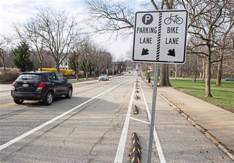 More parking-protected bike lanes could be built under Pa. House proposal | Pittsburgh Post-Gazette