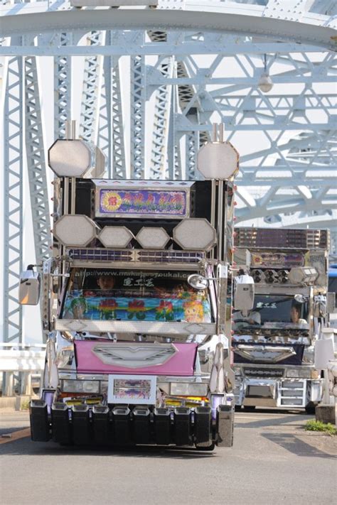 Cool Japanese Trucks (46 pics)