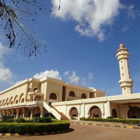 LA GRANDE MOSQUÉE, Kampala - Attractions, Reviews, Phone Number ...