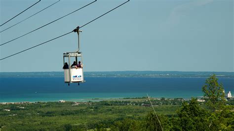 The Blue Mountains, Ontario | Explore Your Vacation Destination