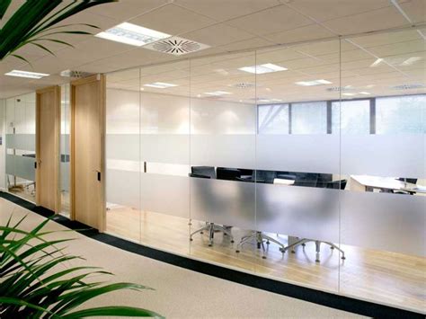 Frameless Glass Partitions & Walls | Avanti Systems USA | Glass wall office, Corporate office ...