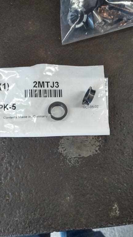 Plastic Split Bushings - Wheel Horse Tractors - RedSquare Wheel Horse Forum