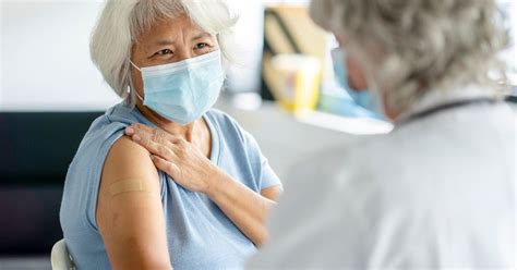 There's An RSV Vaccine For Adults Over 60. Here's What To Know ...