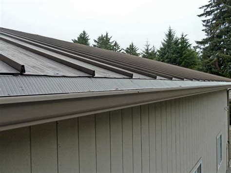 Standing Lock Metal Seam – Stainless Steel Gutter Guard